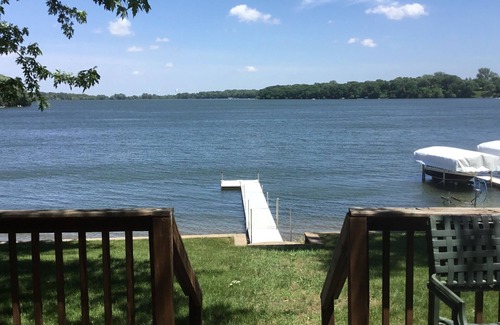 Windom Cabin | Beautiful Lakefront Cabin with Deck and Private dock