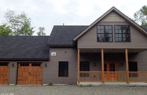Brownville House | Beautiful Lakefront Home on Ebeemee Lake 1 hr from Bangor and Baxter State Park.