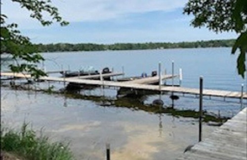Brainerd Cabin | Beautiful lakeside 2 bedroom cabin on private lake (Cabin #6)