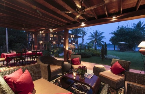 Ban Tak House | Beautiful large garden teak property right on the river in Bantak village.n