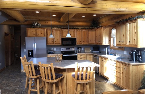 Hill City House | Beautiful Log Home in Hill City, South Dakota