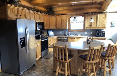 Hill City House | Beautiful Log Home in Hill City, South Dakota