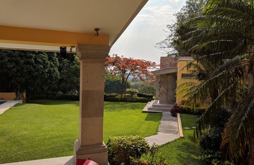 Cuernavaca House | Beautiful Luxury home with Fairway access