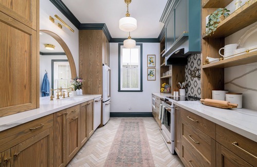 Carpinteria House | Beautiful Magical Historic Webster House at Eleison Farms - Avocado Ranch 3 BD/2 BA