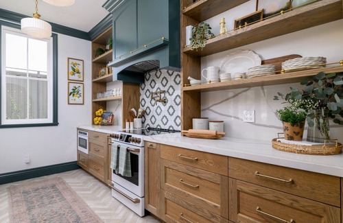 Carpinteria House | Beautiful Magical Historic Webster House at Eleison Farms - Avocado Ranch 3 BD/2 BA
