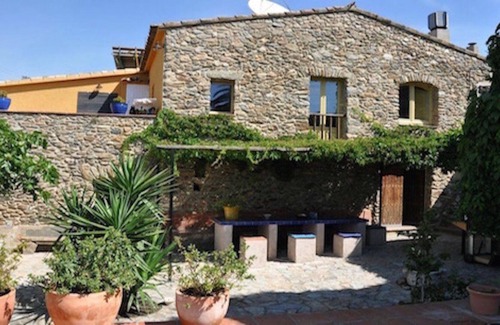 Palau-Saverdera Villa | Beautiful Masia with stunning views and a large private pool