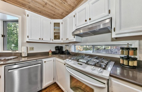 Graeagle Cabin | Beautiful Mountain Retreat in Graeagle!