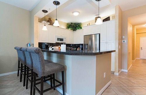 Vanderbilt Beach Condo | Beautiful Naples Condo Regatta @ Vanderbilt Beach. Newly redecorated.