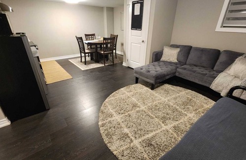 Halton Regional Municipality Apartment | Beautiful newly constructed 1bedroom apartment with seperate entrance