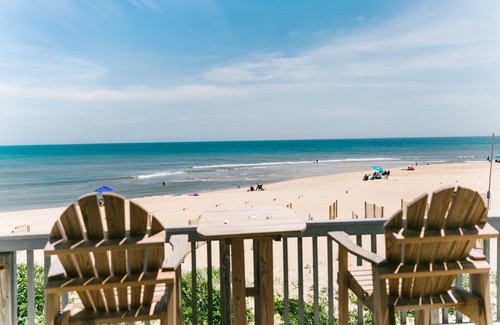 South Nags Head House | Beautiful oceanfront beach cottage in South Nags Head