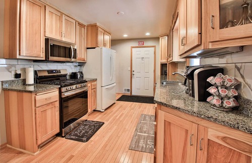 Mounds View House | Beautiful one story home 6 bed 3 bath in a great location