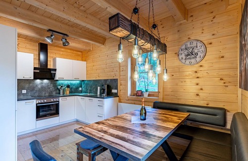 Albeck House | Beautiful private villa for 8 guests with WIFI, TV and balcony
