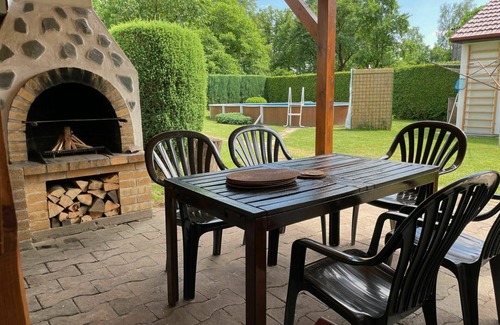 Sudomerice u Bechyne House | Beautiful private villa for 11 guests with WIFI, TV, patio, pets allowed and parking