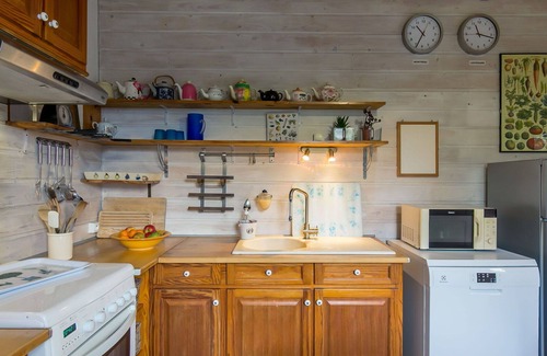 Locquirec House | Beautiful private villa for 5 guests with WIFI, TV, terrace and pets allowed