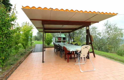 Torrita di Siena Villa | Beautiful private villa for 15 guests with private pool, WIFI and TV, close to Montepulciano