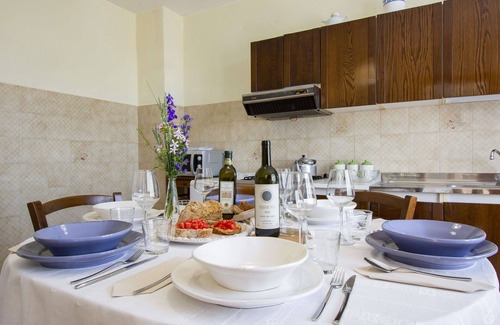 Montefegatesi House | Beautiful private villa with WIFI, private pool, TV, patio, pets allowed, panoramic view and par.