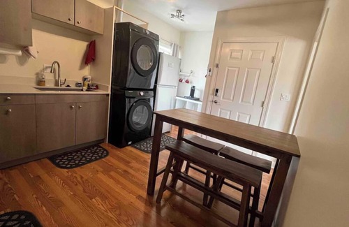 Lyons Apartment | Beautiful & Private, 1bdrm, 1bath washer & dryer in unit. Free Private Parking