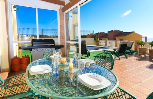 Benajarafe Apartment | Beautiful private villa for 8 people with WIFI, A/C, private pool, TV, terrace and parking