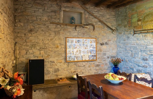 Pontassieve Villa | Beautiful private villa for 6 people with private pool