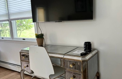 Stony Brook Apartment | Beautiful Private Room Near Stony Brook University