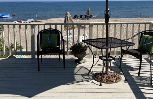 Sea Breeze House | Beautiful Private Sandy beach front located at beautiful Lake Ontario