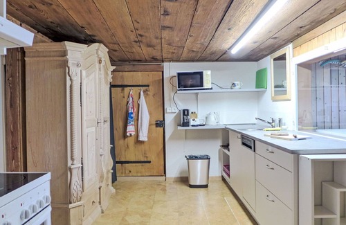 Innertkirchen House | Beautiful private villa for 6 guests with WIFI, TV, terrace, pets allowed and panoramic view