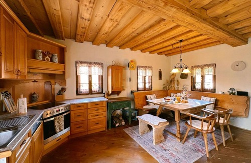 Brodingberg House | Beautiful private villa for 6 guests with hot tub, WIFI, A/C, TV, patio and pets allowed