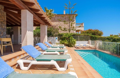 Cala Mesquida House | Beautiful private villa with WIFI, private pool, A/C, TV, terrace, pets allowed and parking