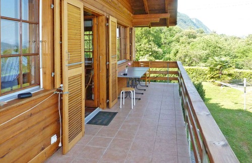 Porto Valtravaglia House | Beautiful private villa for 6 people with WIFI, TV, terrace and pets allowed