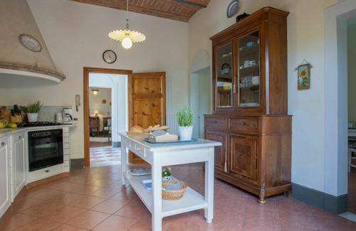 Fabbrica Villa | Beautiful private villa with A/C, private pool, WIFI, TV, terrace, pets allowed and panoramic view