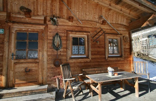 Schwendau House | Beautiful private villa for 6 people with WIFI, TV, terrace and pets allowed