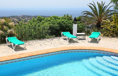 Fustera Villa | Beautiful private villa for 10 people with WIFI, A/C, private pool, TV, patio and panoramic view