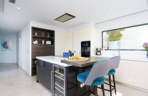 Cansalades Villa | Beautiful private villa for 8 people with WIFI, hot tub, private pool, A/C, TV and patio