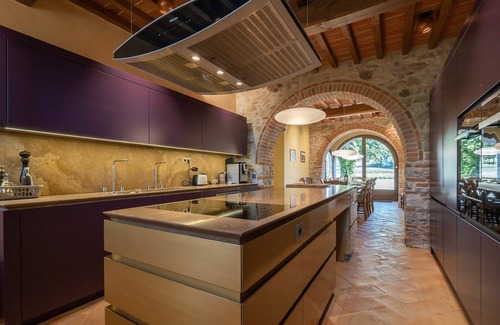 Bucine Villa | Beautiful private villa for 12 guests with WIFI, private pool, A/C, TV, patio and panoramic view