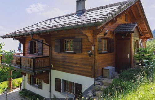 Ollon House | Beautiful private villa for 7 people with WIFI, TV and terrace