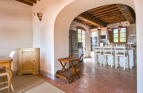 Palaia Villa | Beautiful private villa for 12 guests with A/C, WIFI, private pool, TV, patio and panoramic view