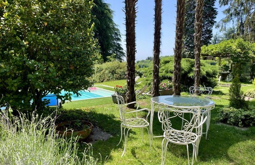 Sirtori Villa | Beautiful private villa with WIFI, private pool, hot tub, TV, patio, pets allowed and parking