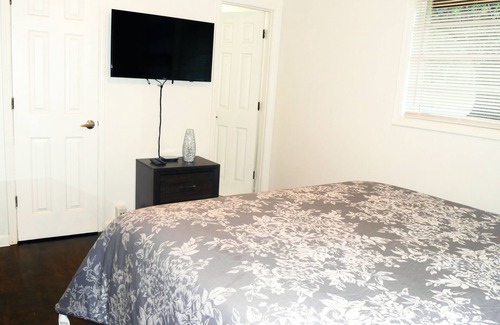 Church Street House | Beautiful property 12 min from Downtown Atlanta