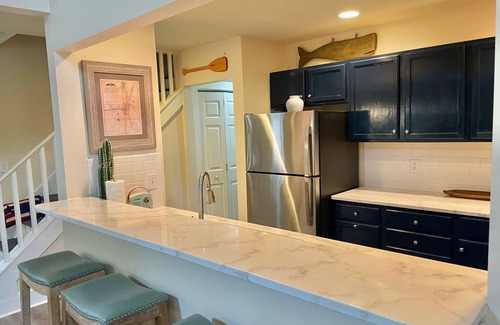 Bald Head Island House | Beautiful quiet home on Bald Head Island - short walk to beach
