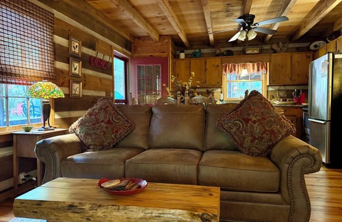 Dial Cabin | Beautiful Real Log Cabin. Not your average cabin! Hot Tub. Wifi. Fire Pit