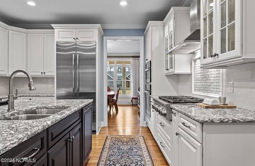 Pinehurst House | Beautiful recently constructed luxury home located 1 mile from Pinehurst #2.