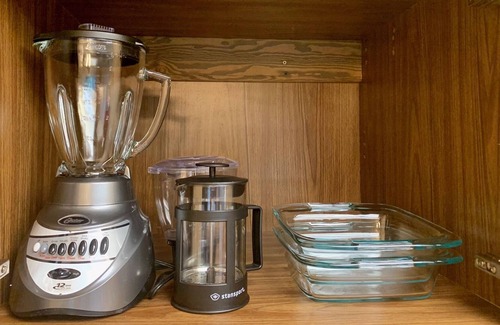 Huffman - O' Malley House | Beautiful remodeled home in quiet South Anchorage neighborhood