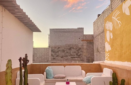 Playa San Juan Apartment | Beautiful renovated apartment a stone's throw from the sea - Casa Terraza