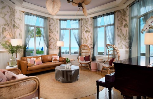East Fort Lauderdale Resort | BEAUTIFUL Resort Located Directly On The Sand! - City View Room