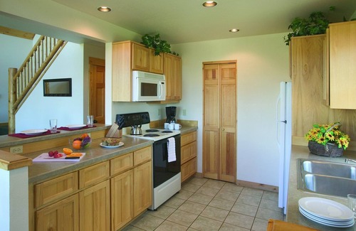 Klamath Falls Resort | Beautiful resort in the heart of it all!