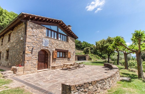 Riudaura Cottage | Beautiful restored farmhouse with spectacular views