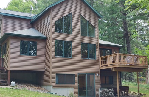 New Auburn Cabin | Beautiful retreat on Lower Long Lake, privacy and waterfront!