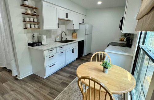 Branford Apartment | Beautiful river front studio with dock and adjacent boat ramp