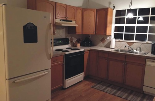 Roseland Cottage | Beautiful Riverfront Cottage w/boat dock - 15 mins from beach - Sept Savings!