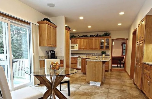 Saratoga Springs House | Beautiful Saratoga Mansion